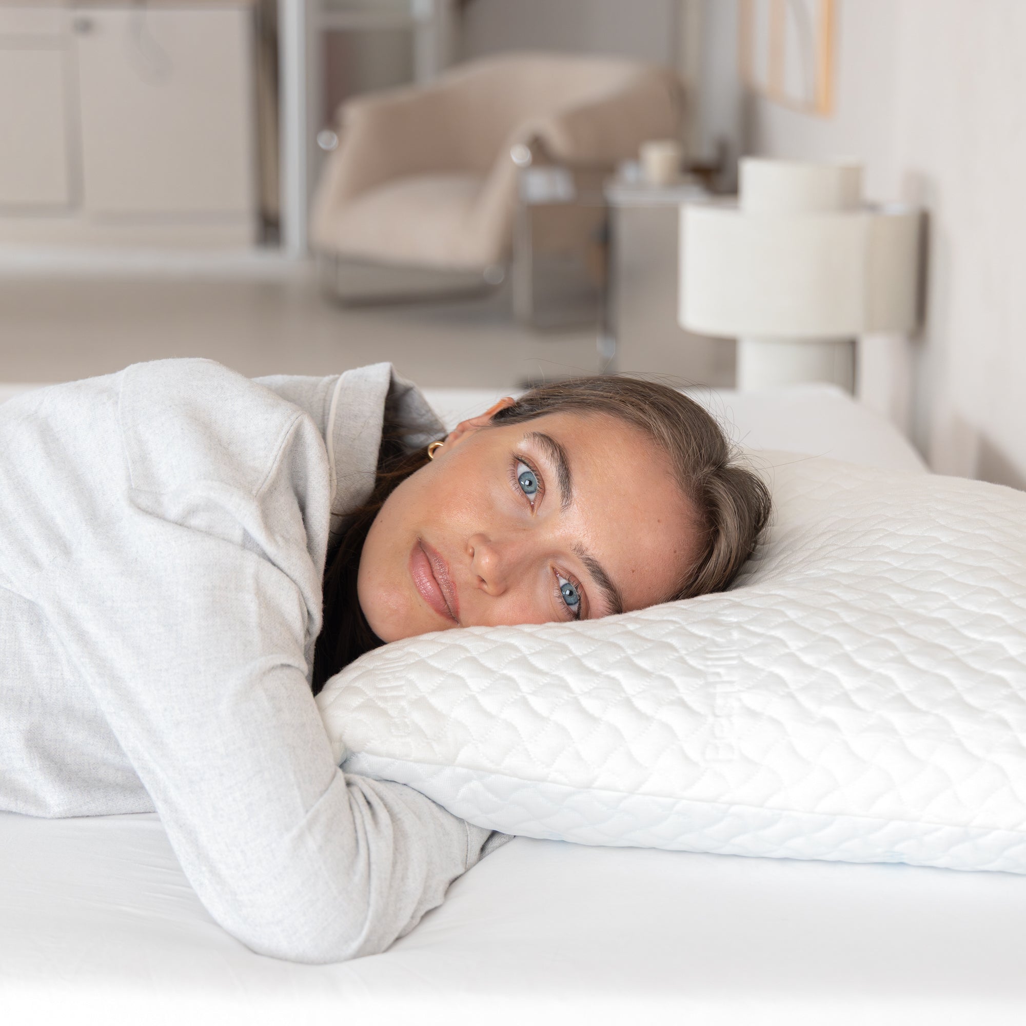 Le meilleur oreiller pour dormir sur le ventre